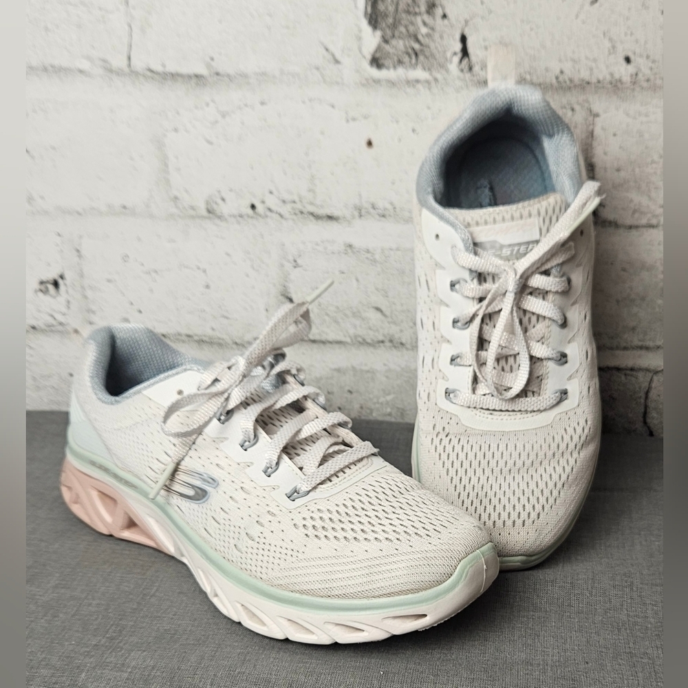 Skechers Glide Step Air Memory Foam Athletic Shoes Size 6